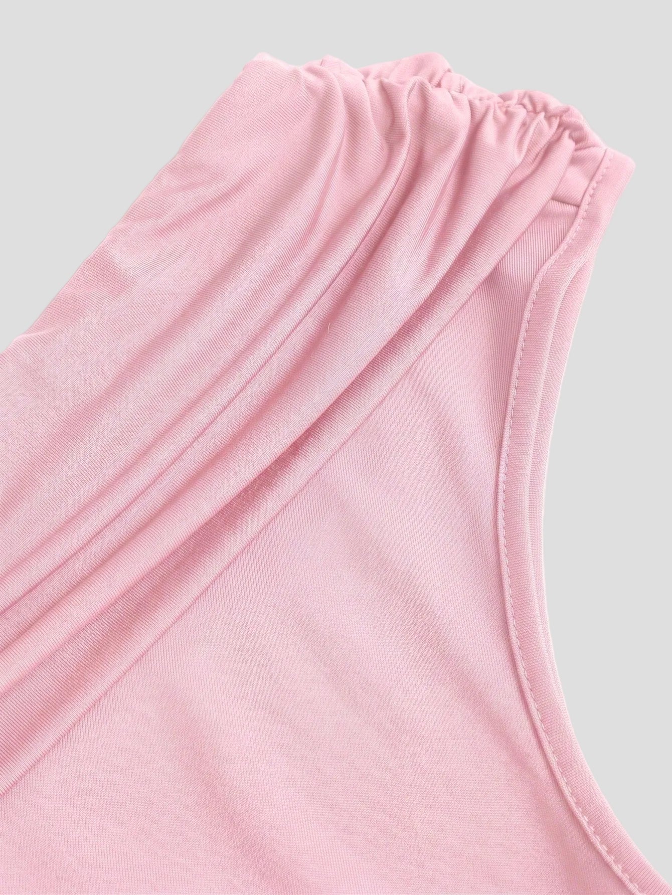 Léonie – Ein-Schulter-Kleid in Pink