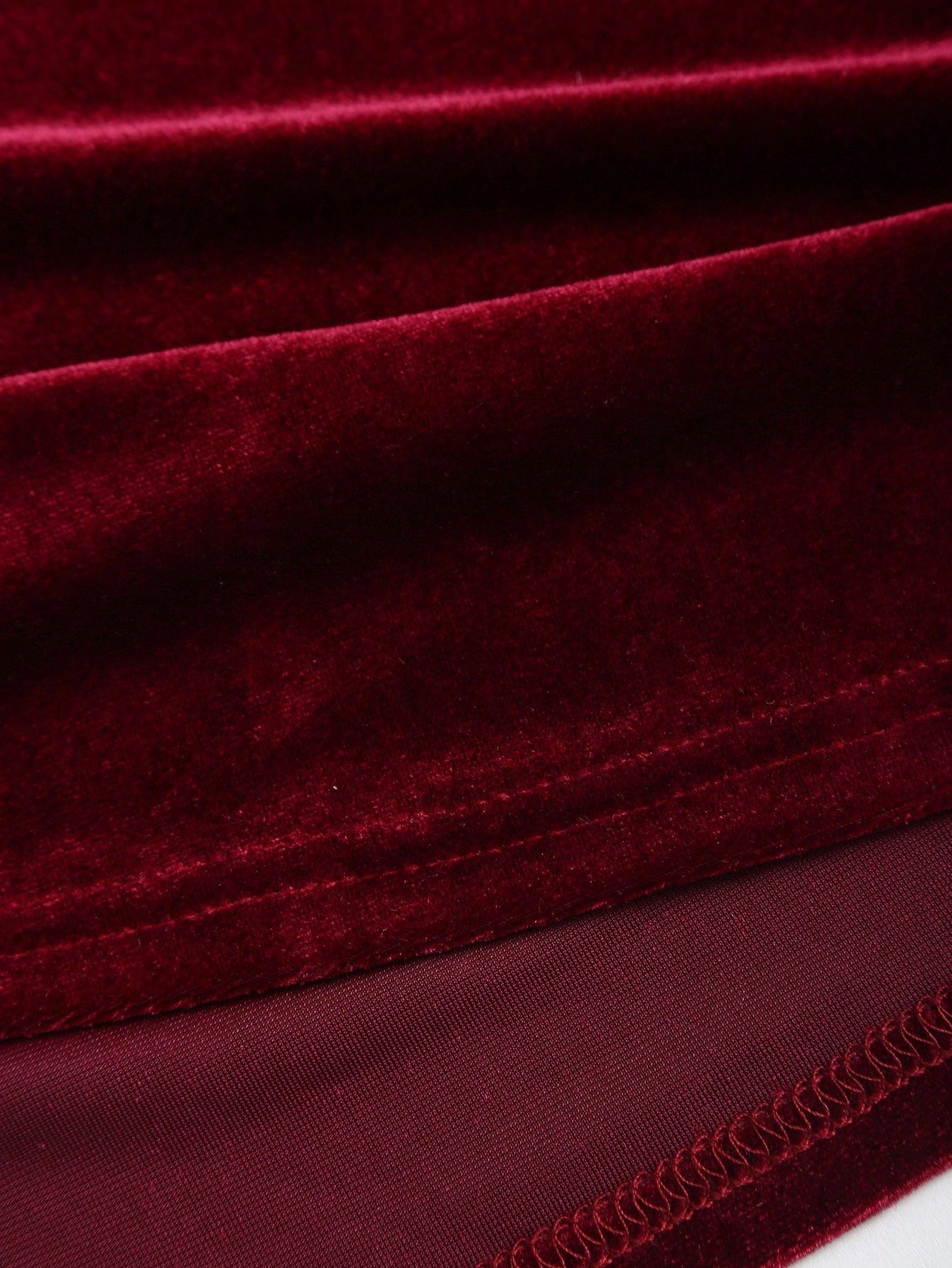 Sweetra Elegante vestido vintage vermelho para festa de ano novo, sofisticado vestido de veludo drapeado, decote sem costas, bainha sereia, sexy e moderno para mulheres, outono/inverno