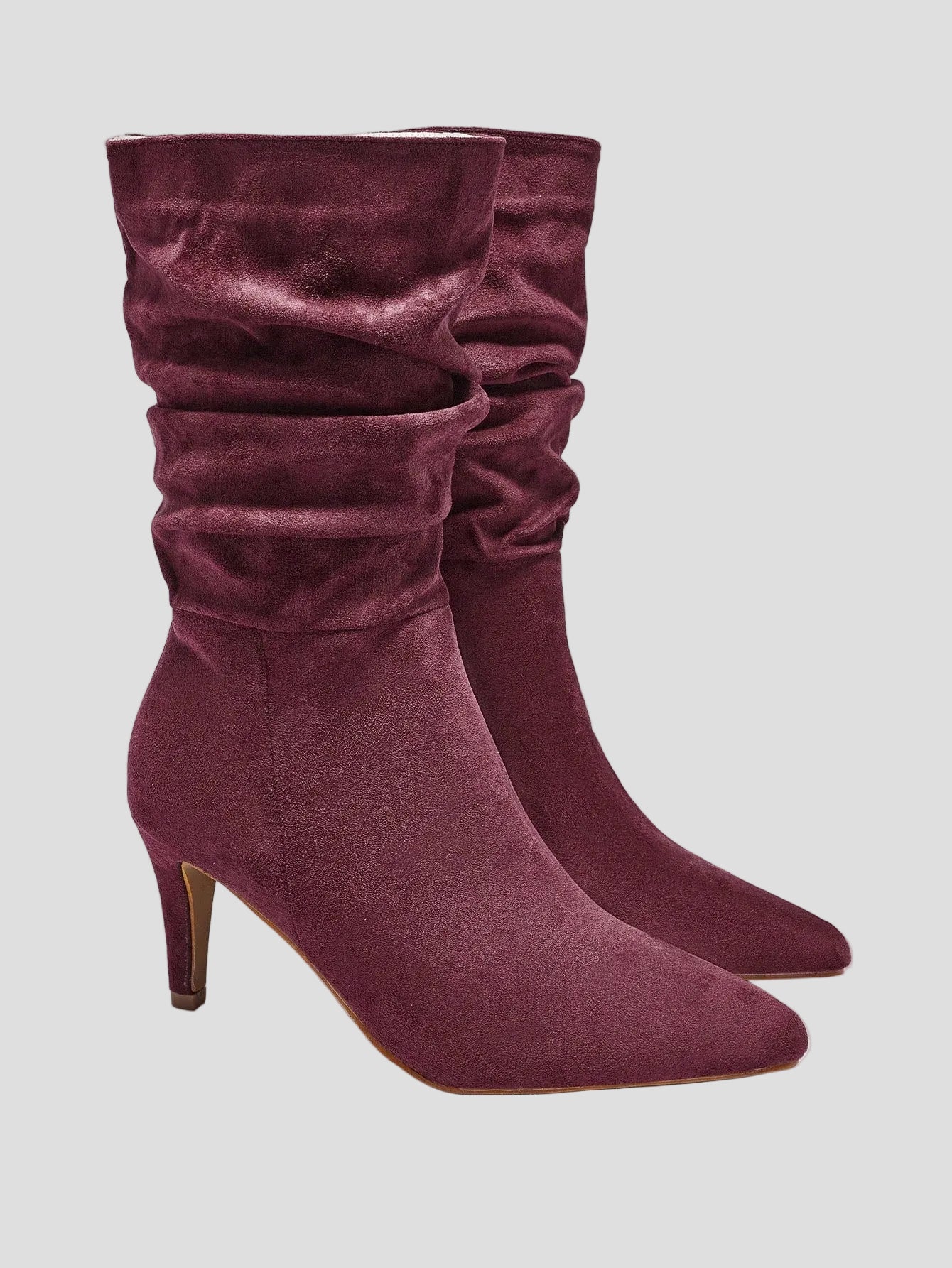Isabella – Pflaumenfarbene Stiefel