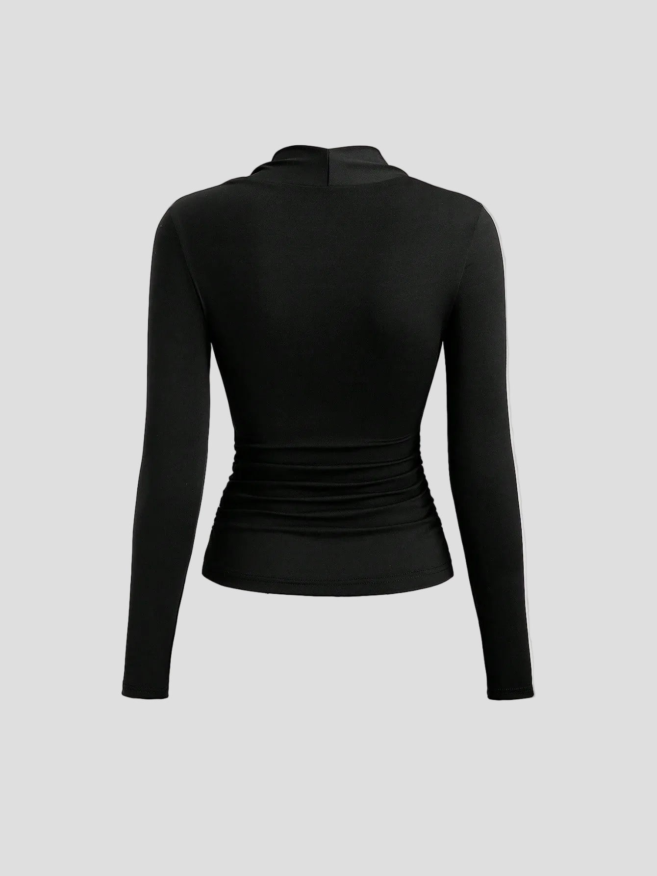 Noira – Halo Ruched Top