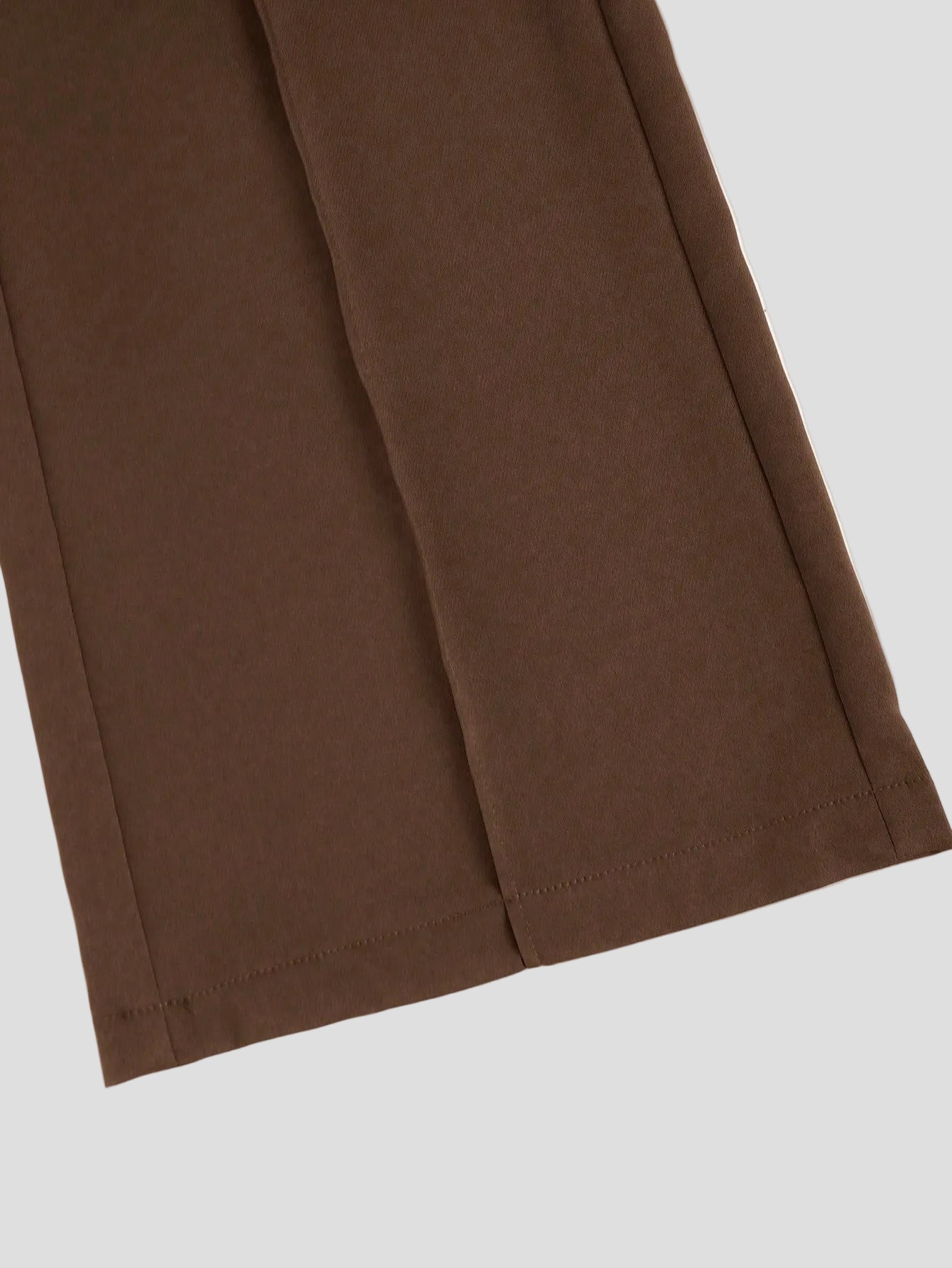 Colette – Kastanienbraune, maßgeschneiderte Hose mit geradem Bein