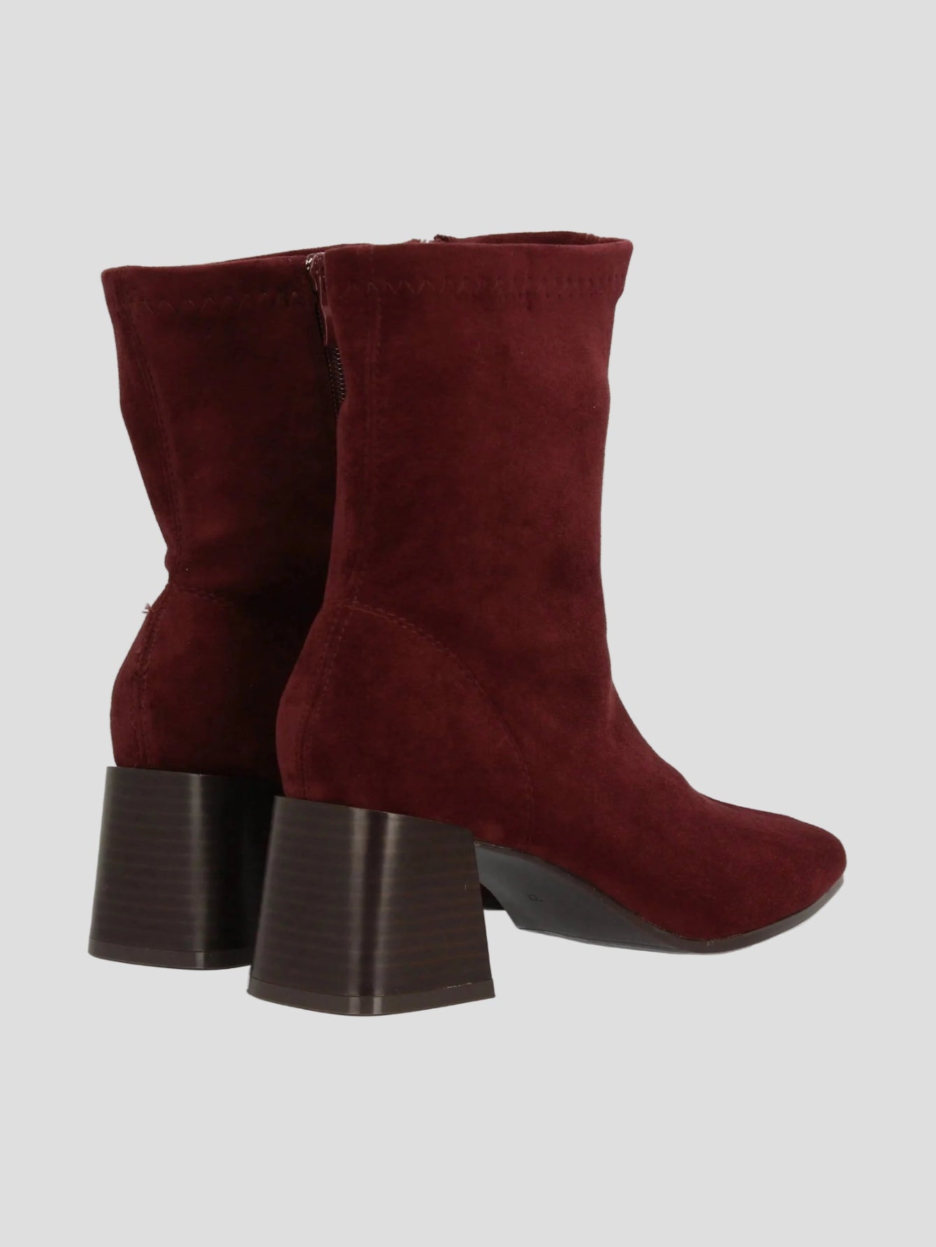 Velvet - Rouge Boots