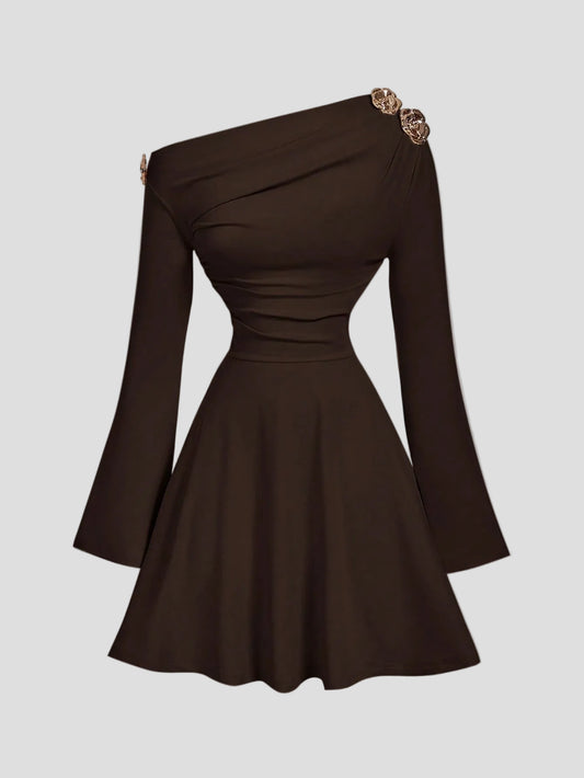 Elodie – schwarzes Off-Shoulder Skater-Kleid