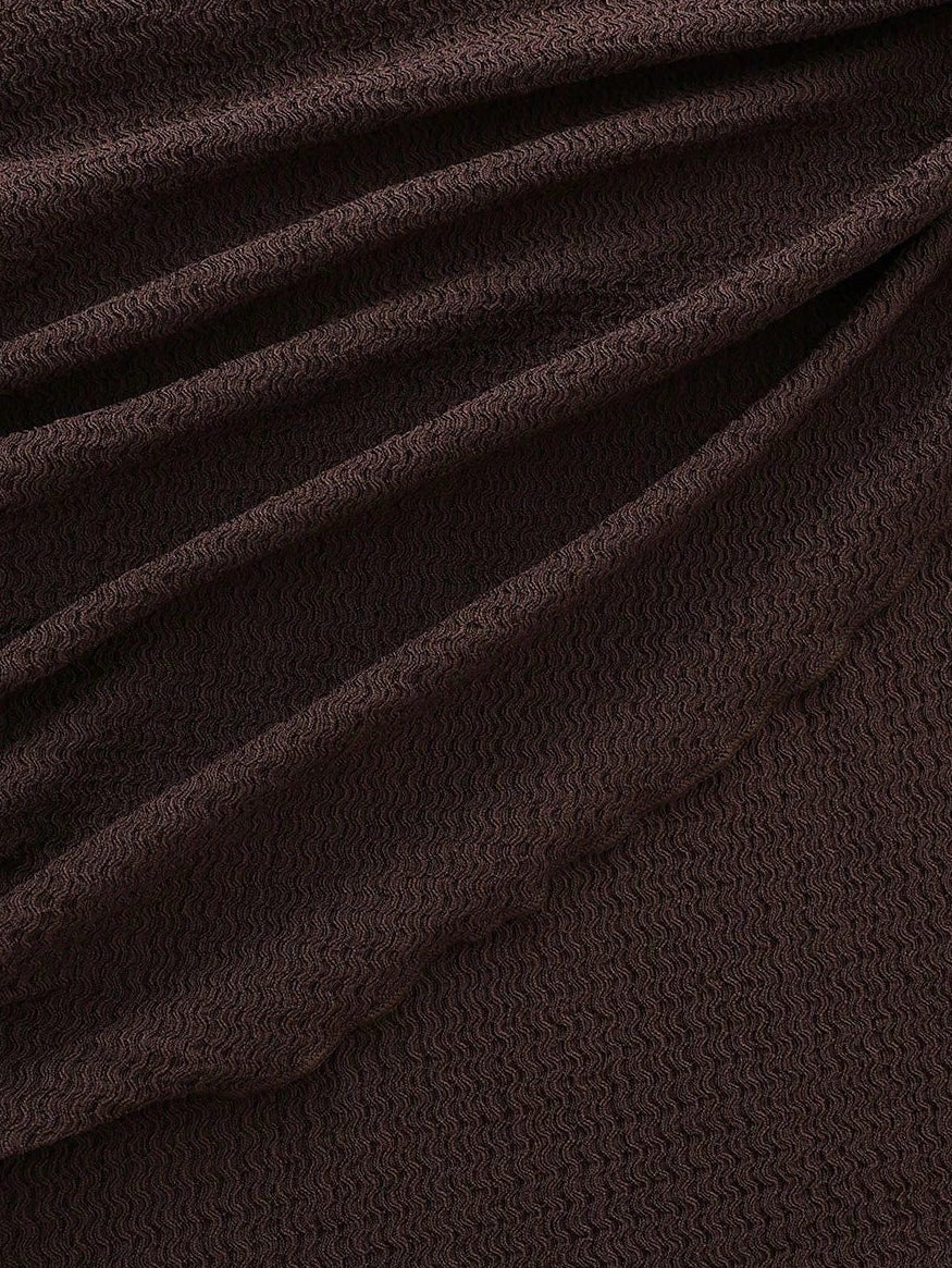 Mila - Schokoladenfarbenes Minikleid