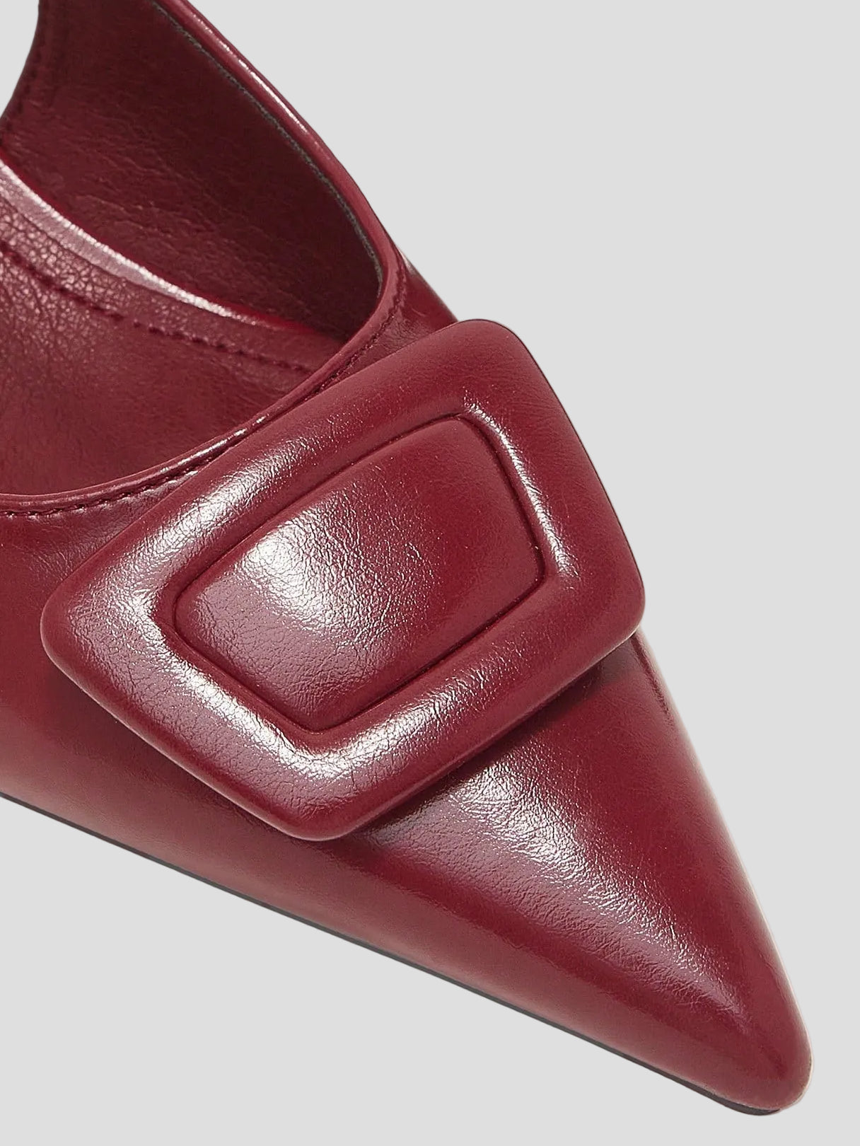 Eliane - Rouge Slingbacks