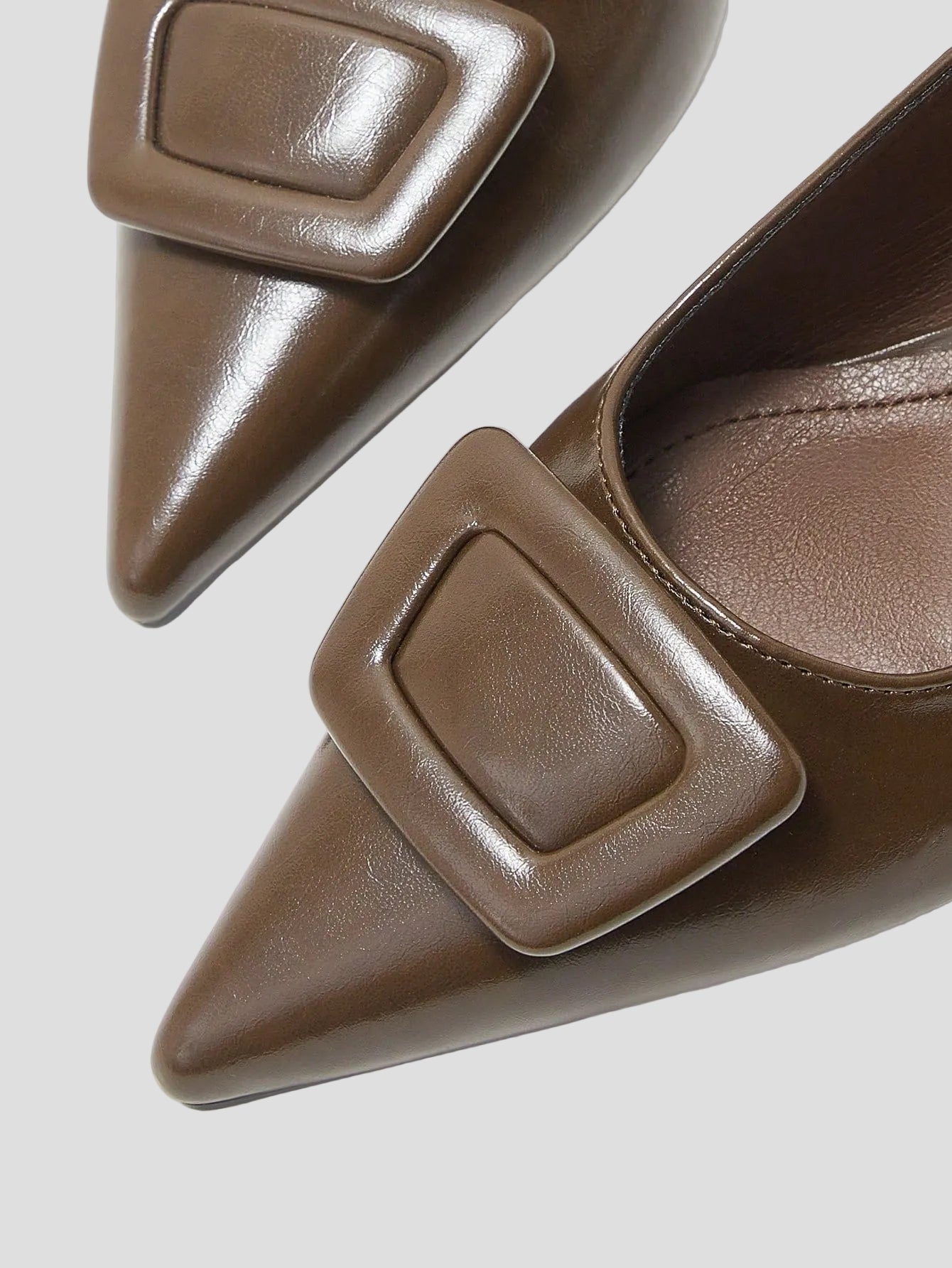 Anouk – Olivefarbene Slingbacks